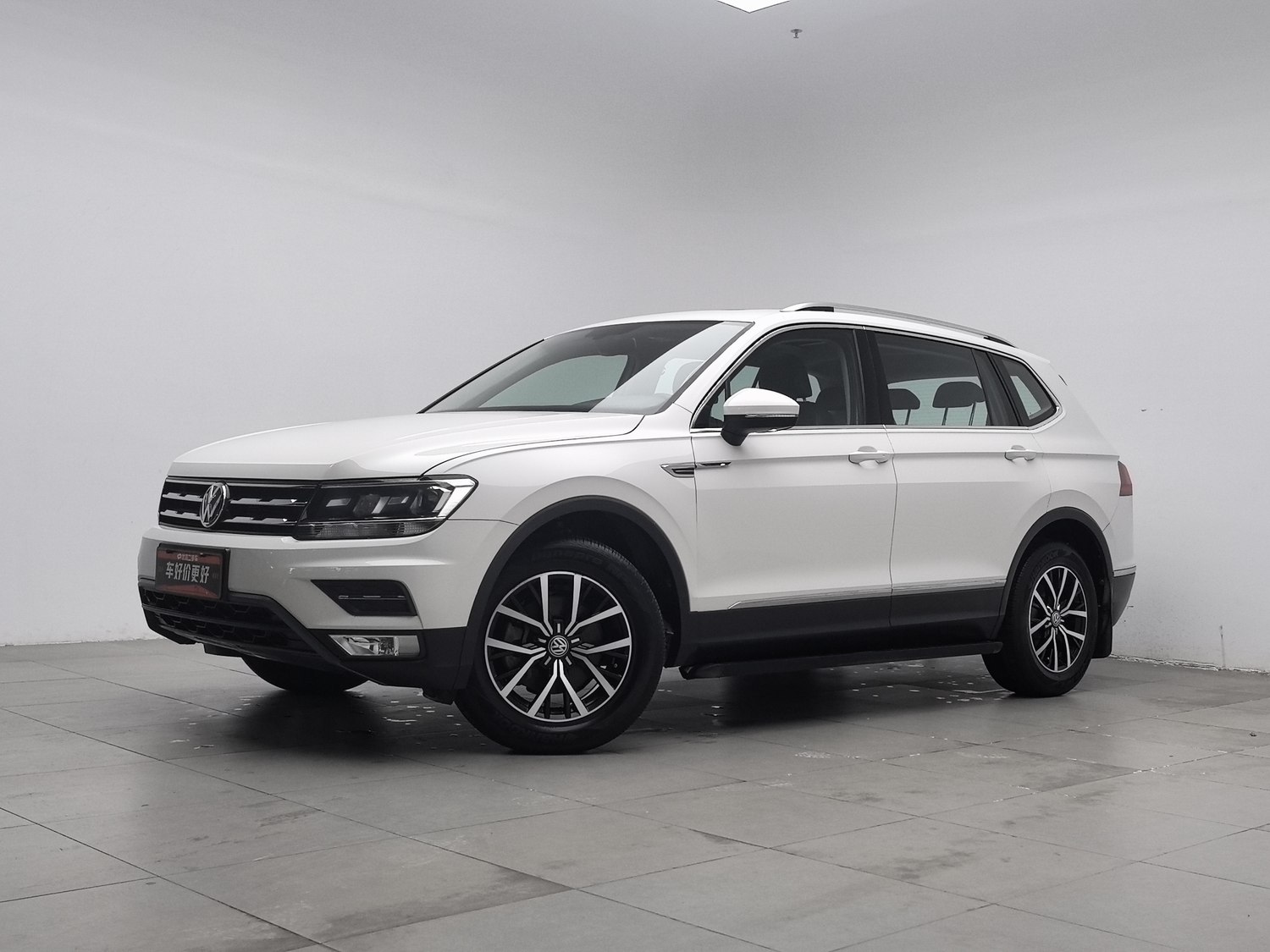 Used Volkswagen Tiguan L 2018 2.0 AT