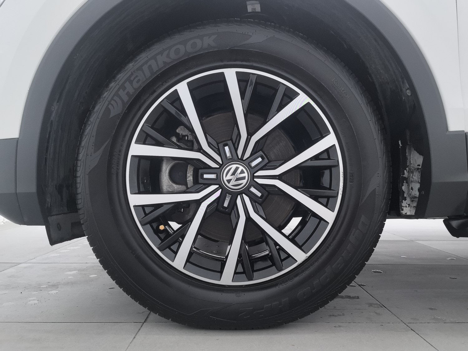 Used Volkswagen Tiguan L 2018 2.0 AT