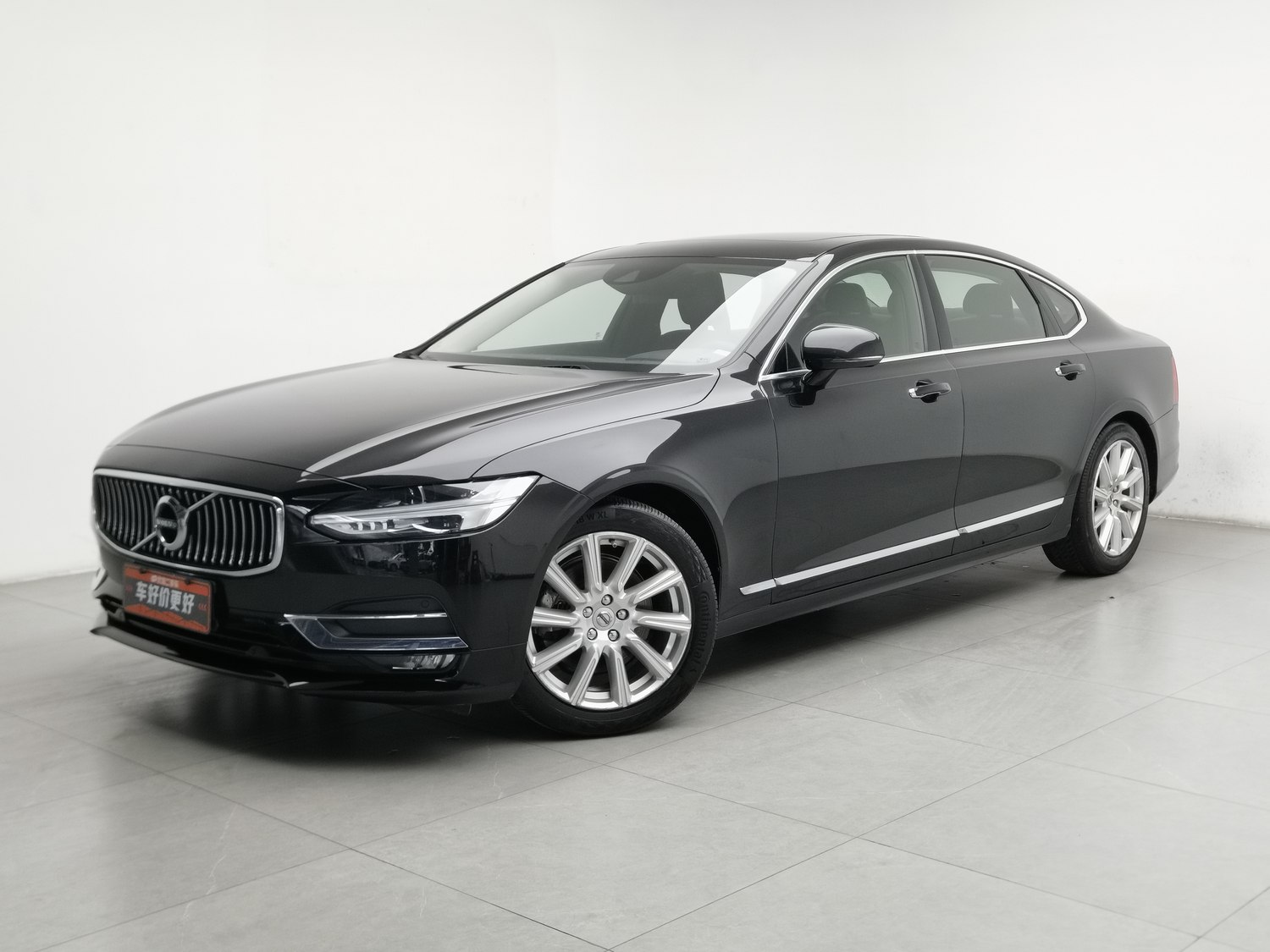 Used Volvo S90 2020 2.0 AT