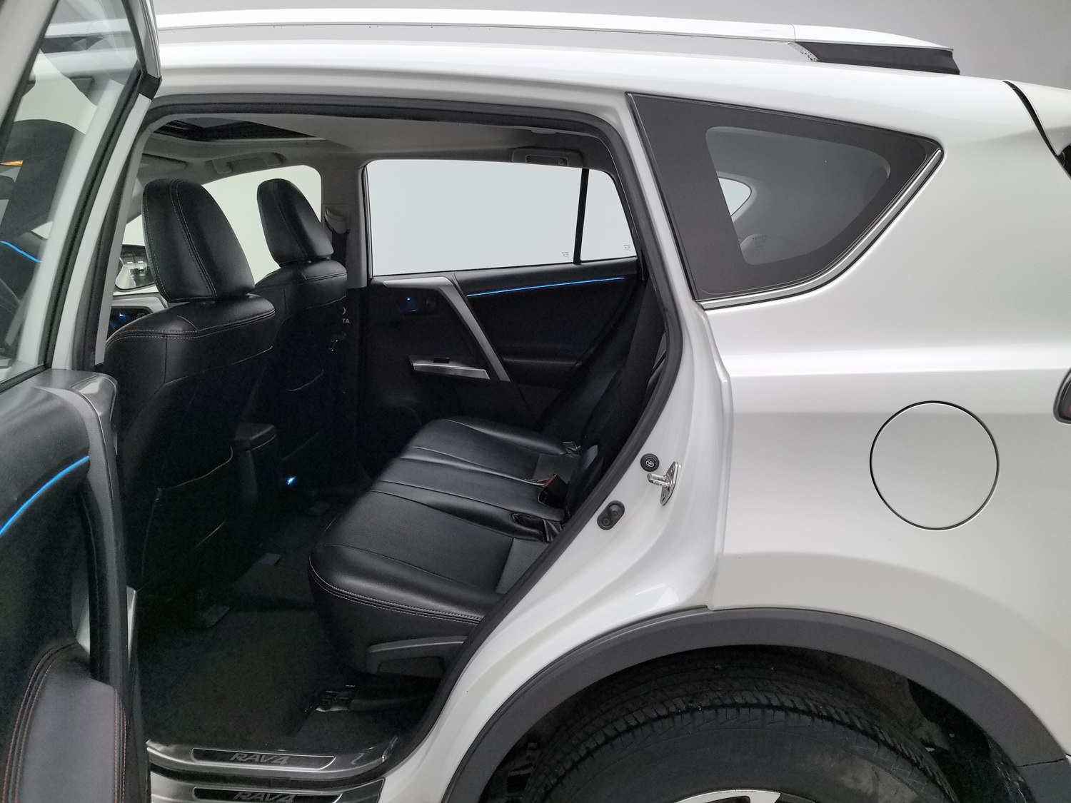 Used Toyota RAV4 2019 2.0 AT