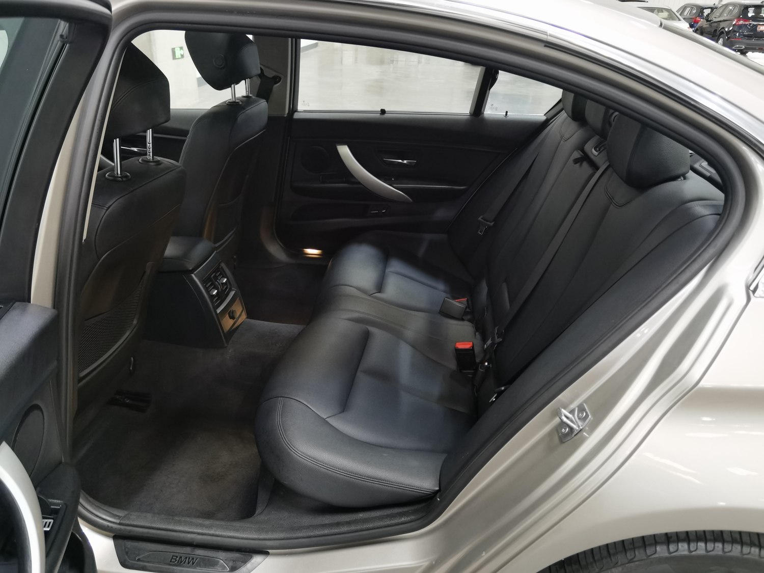 Used BMW 3 Series 2013 2.0 AT