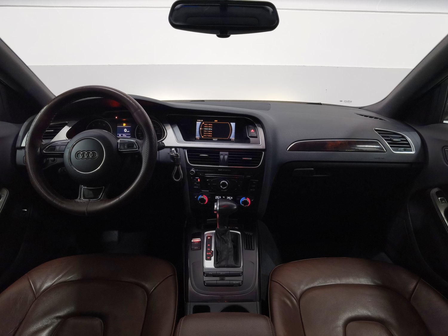 Used Audi A4L 2015 2.0 AT