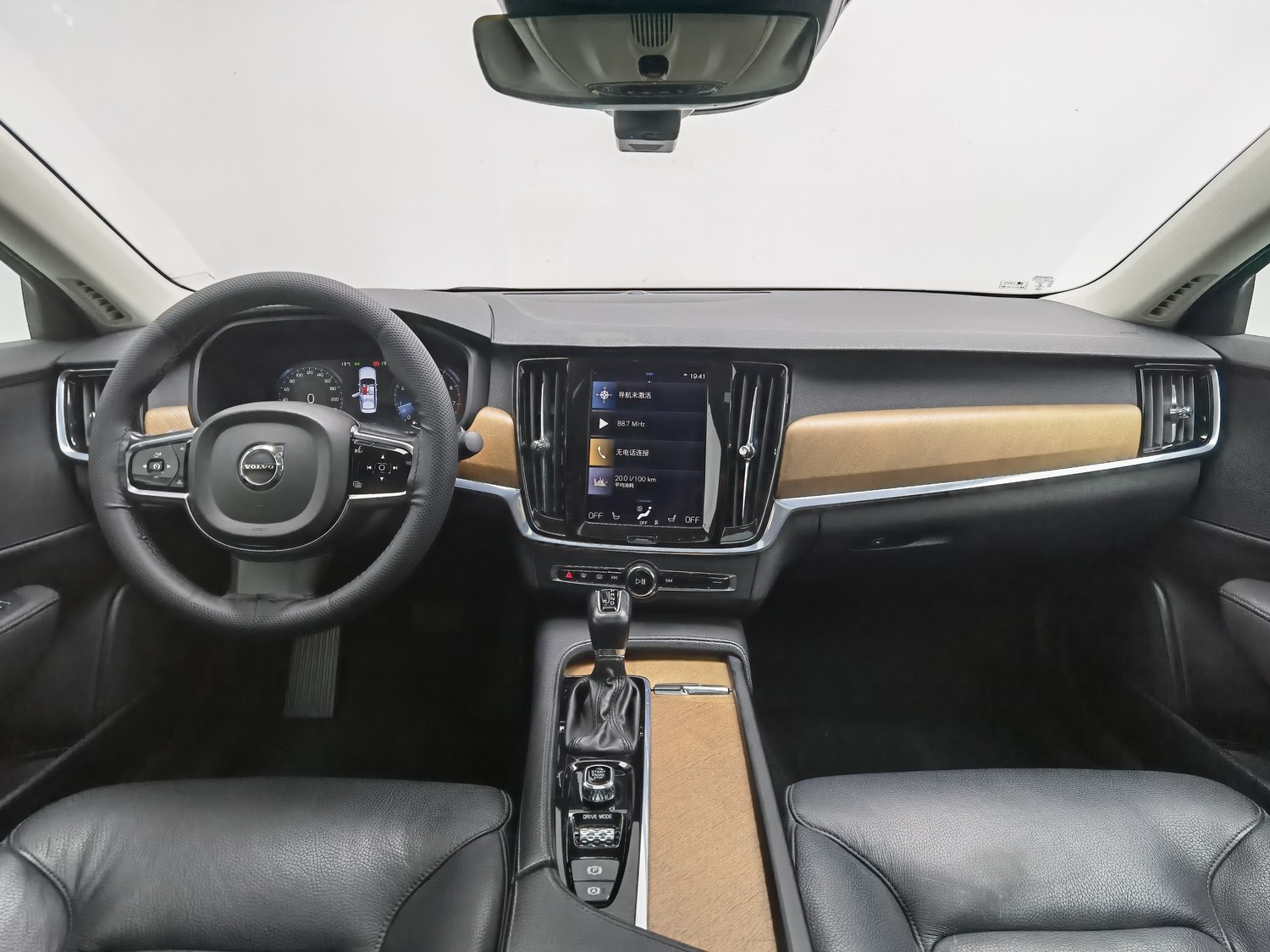 Used Volvo S90 2020 2.0 AT