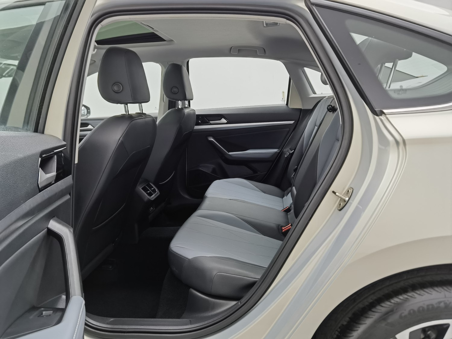 Used Volkswagen Lavida 2023 1.5 AT