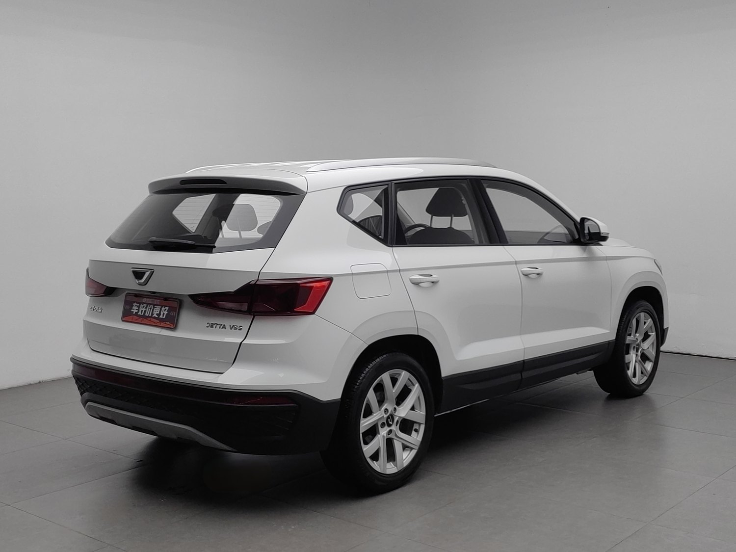 Used Jetta VS5 2022 1.4 AT