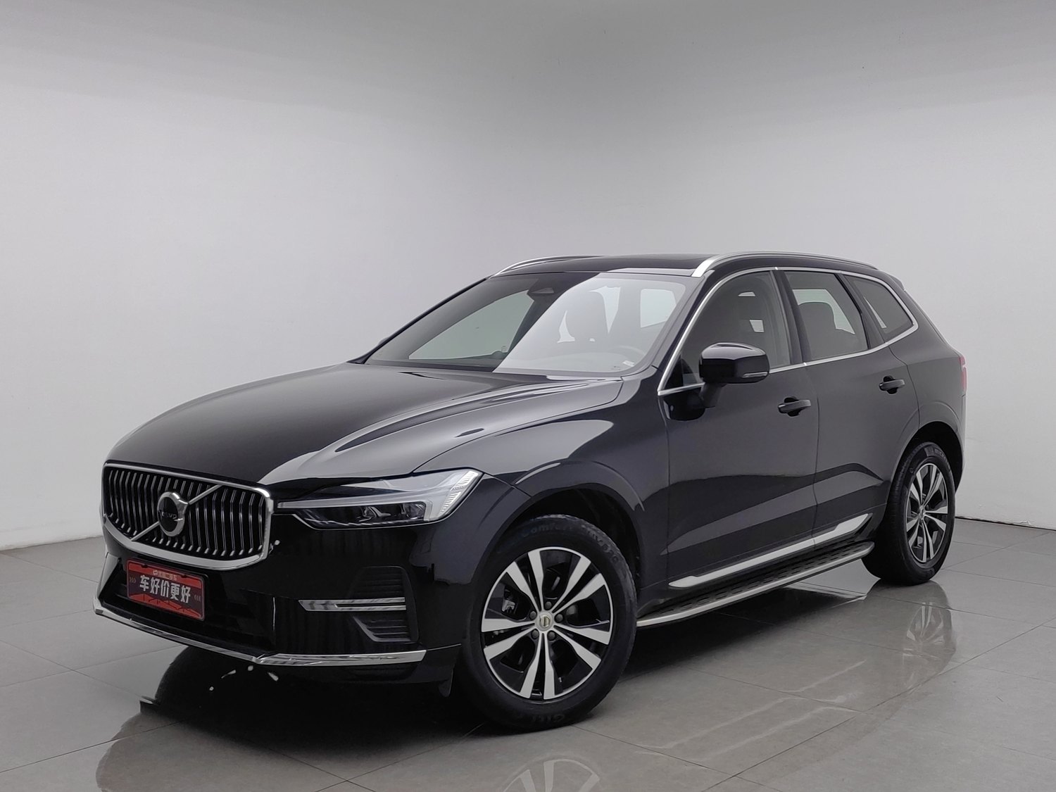 Used Volvo XC60 2023 2.0 AT