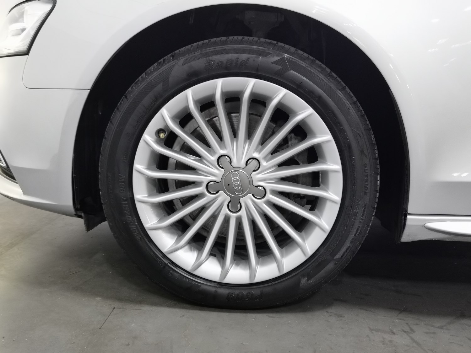 Used Audi A4L 2015 2.0 AT