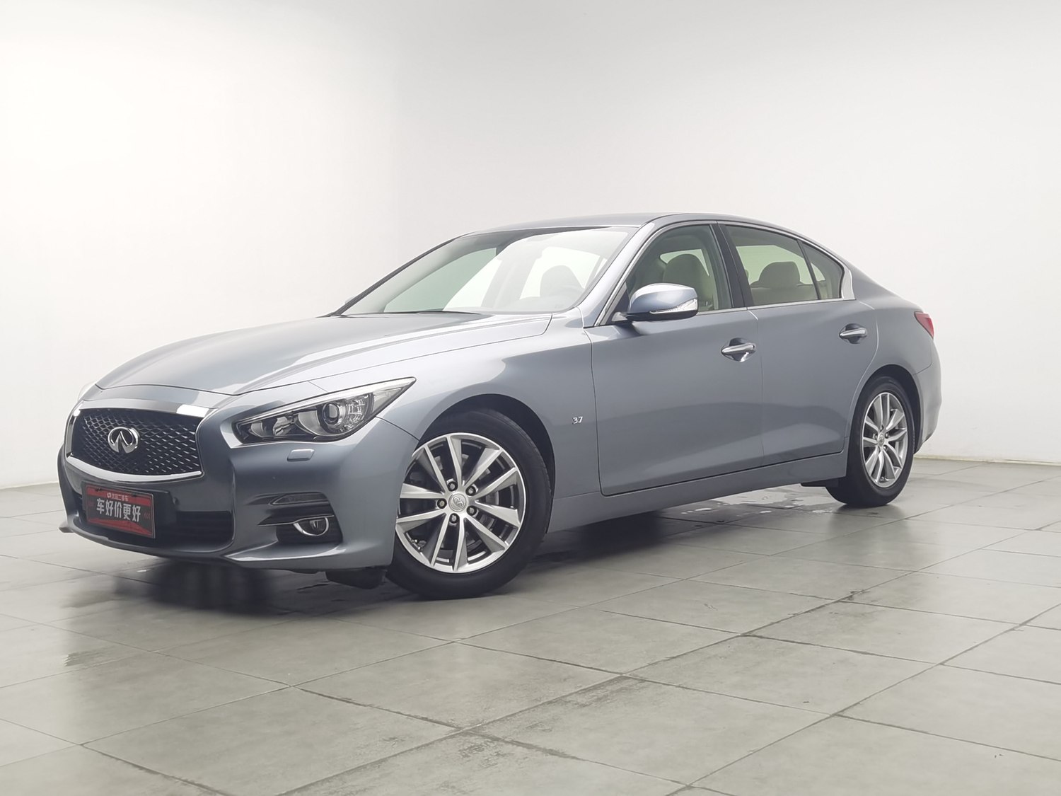 Used Infiniti Q50 2014 3.7 AT