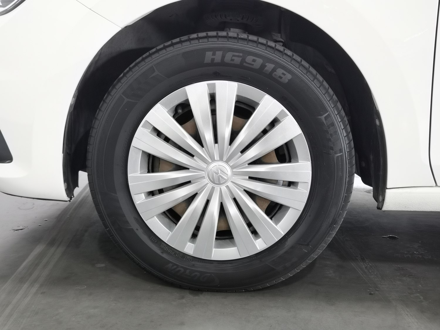 Used Volkswagen Santana 2016 1.6 AT