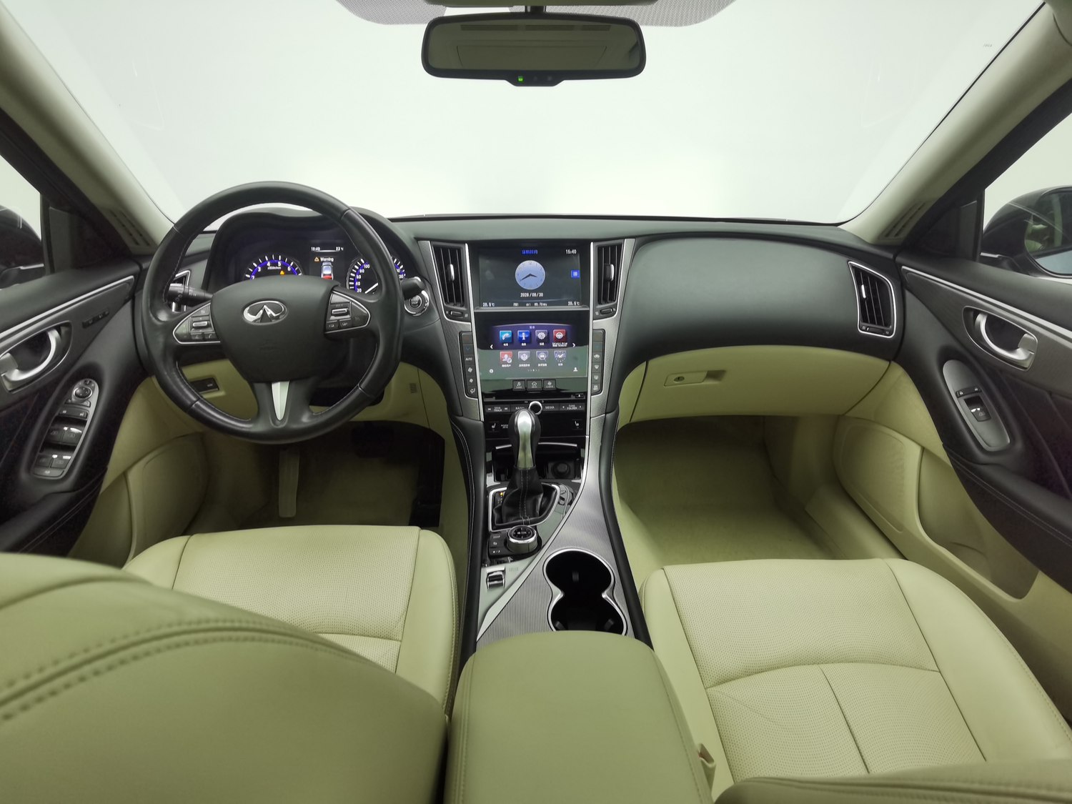 Used Infiniti Q50 2014 3.7 AT