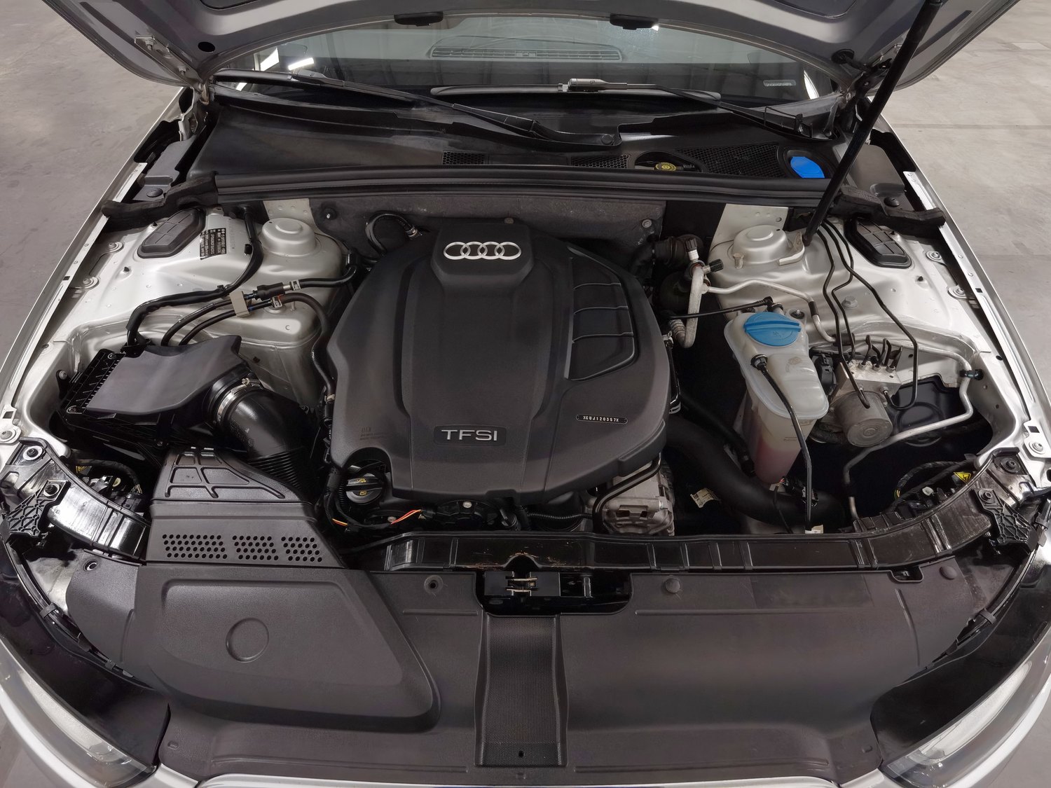 Used Audi A4L 2015 2.0 AT
