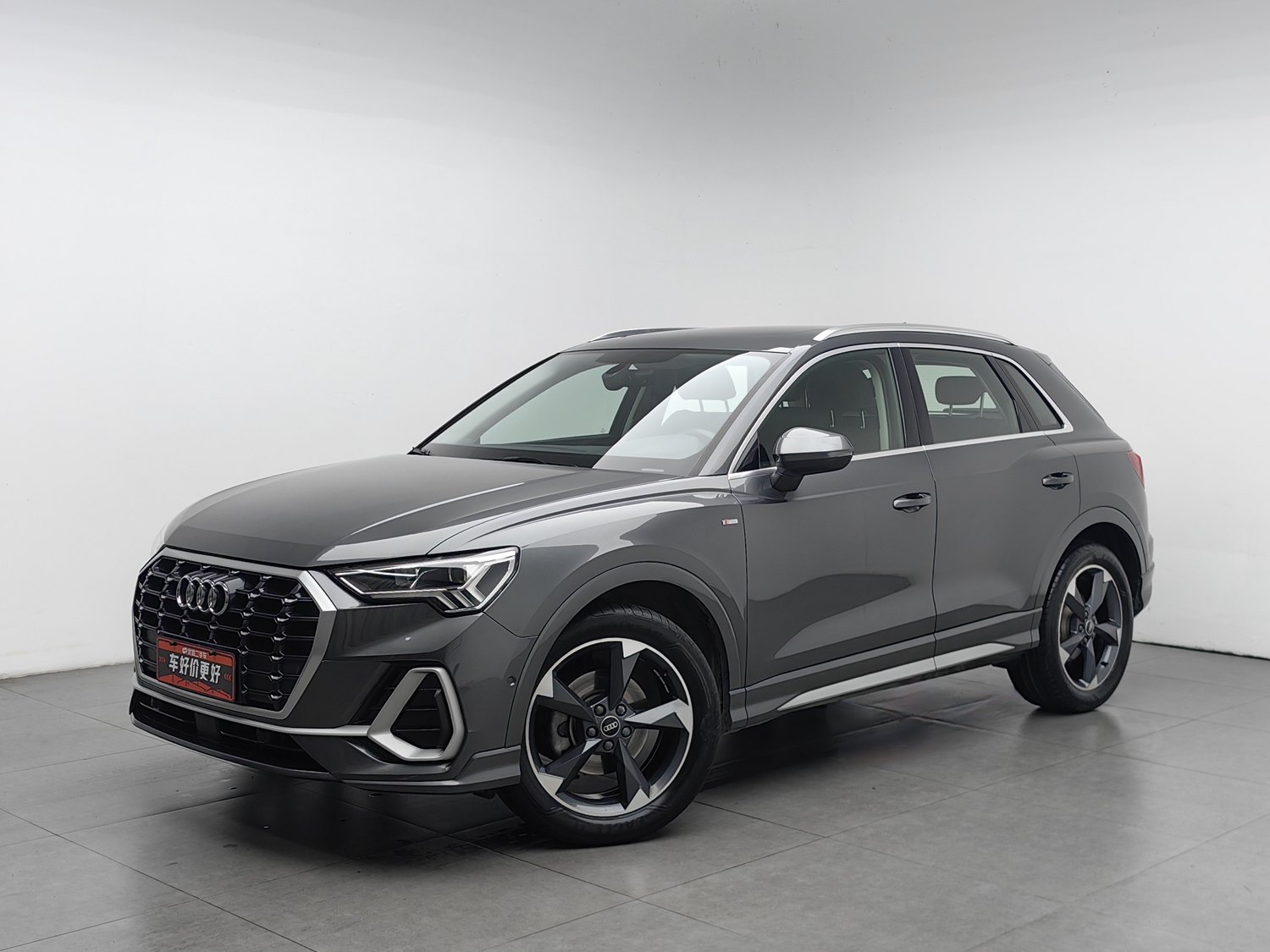 Used Audi Q3 2023 1.4 AT
