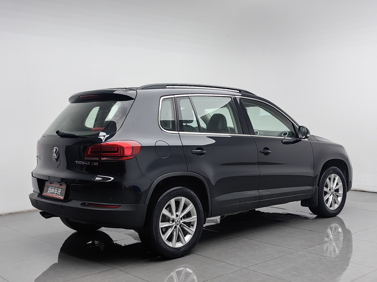 Used Volkswagen Tiguan 2015 1.8 AT