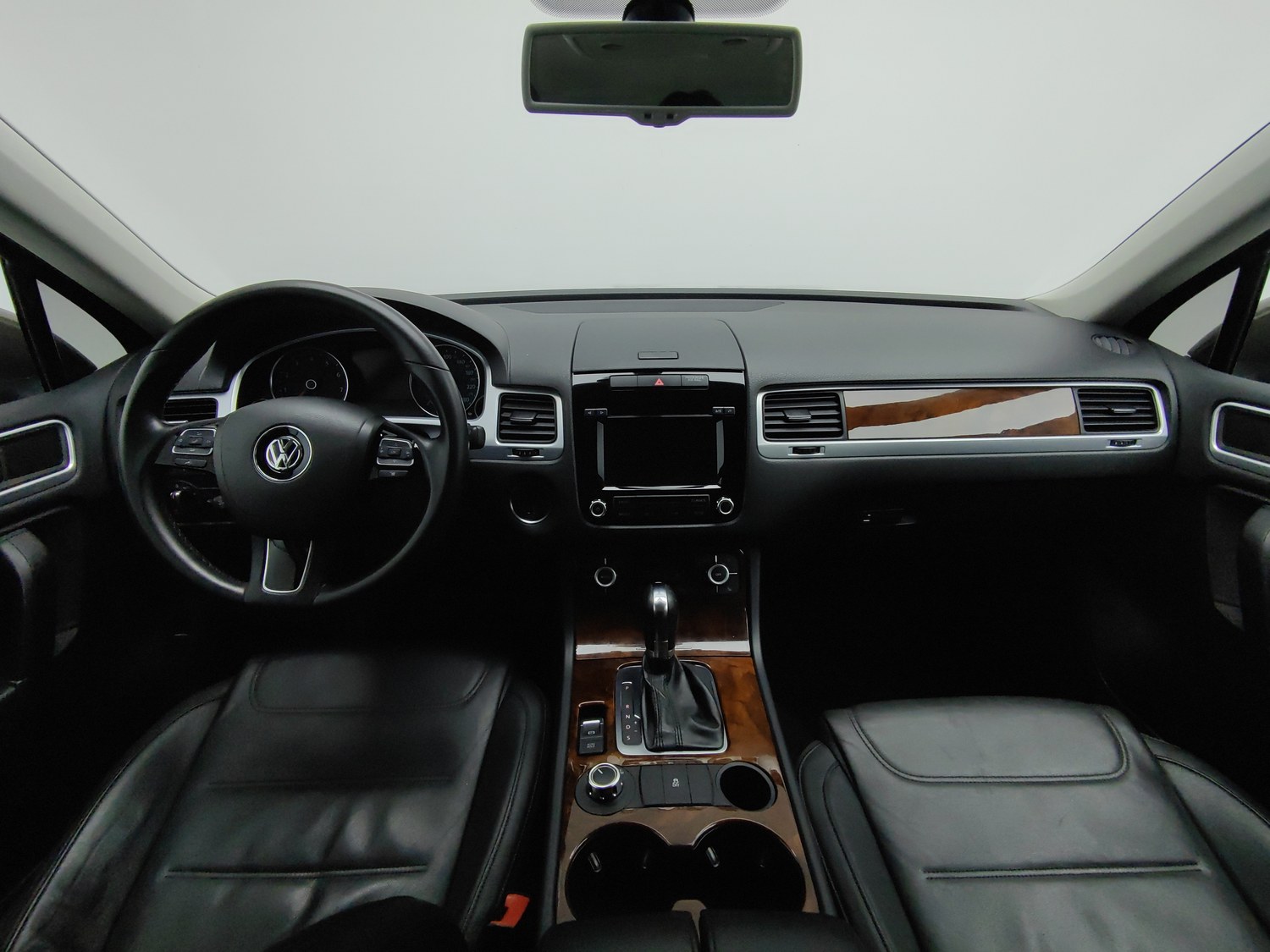 Used Volkswagen Touareg (Imported) 2011 3.0 AT