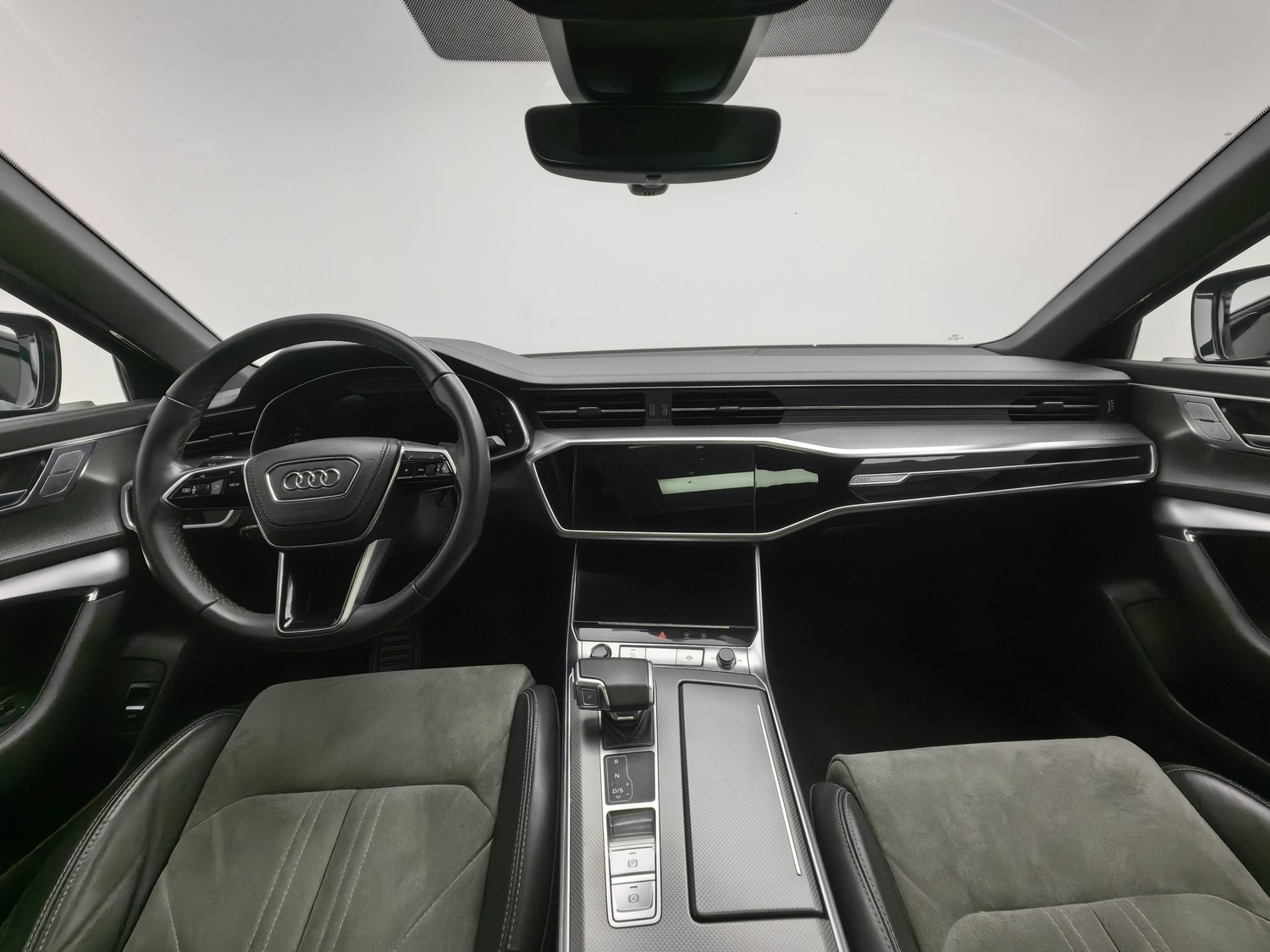 Used Audi A6L 2024 2.0 AT