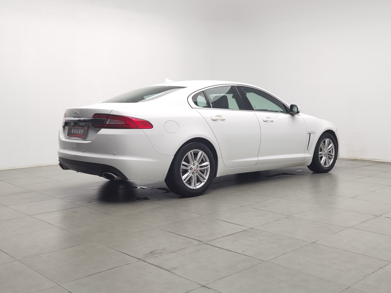 Used Jaguar XF 2015 2.0 AT