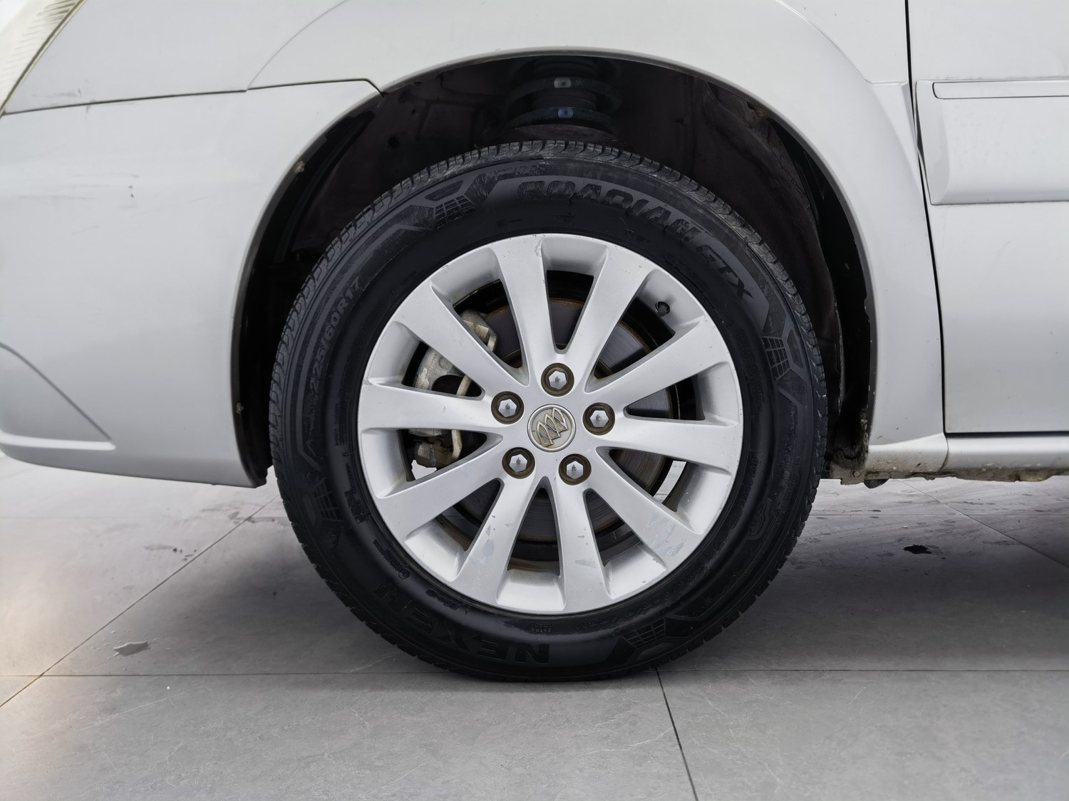 Used Buick GL8 2014 2.4 AT