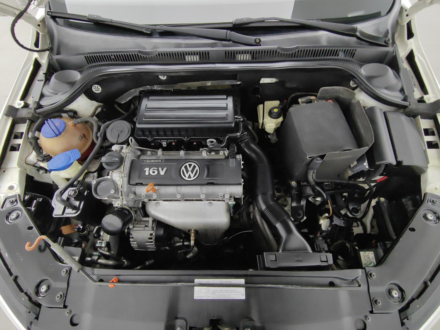 Used Volkswagen Sagitar 2014 1.6 MT