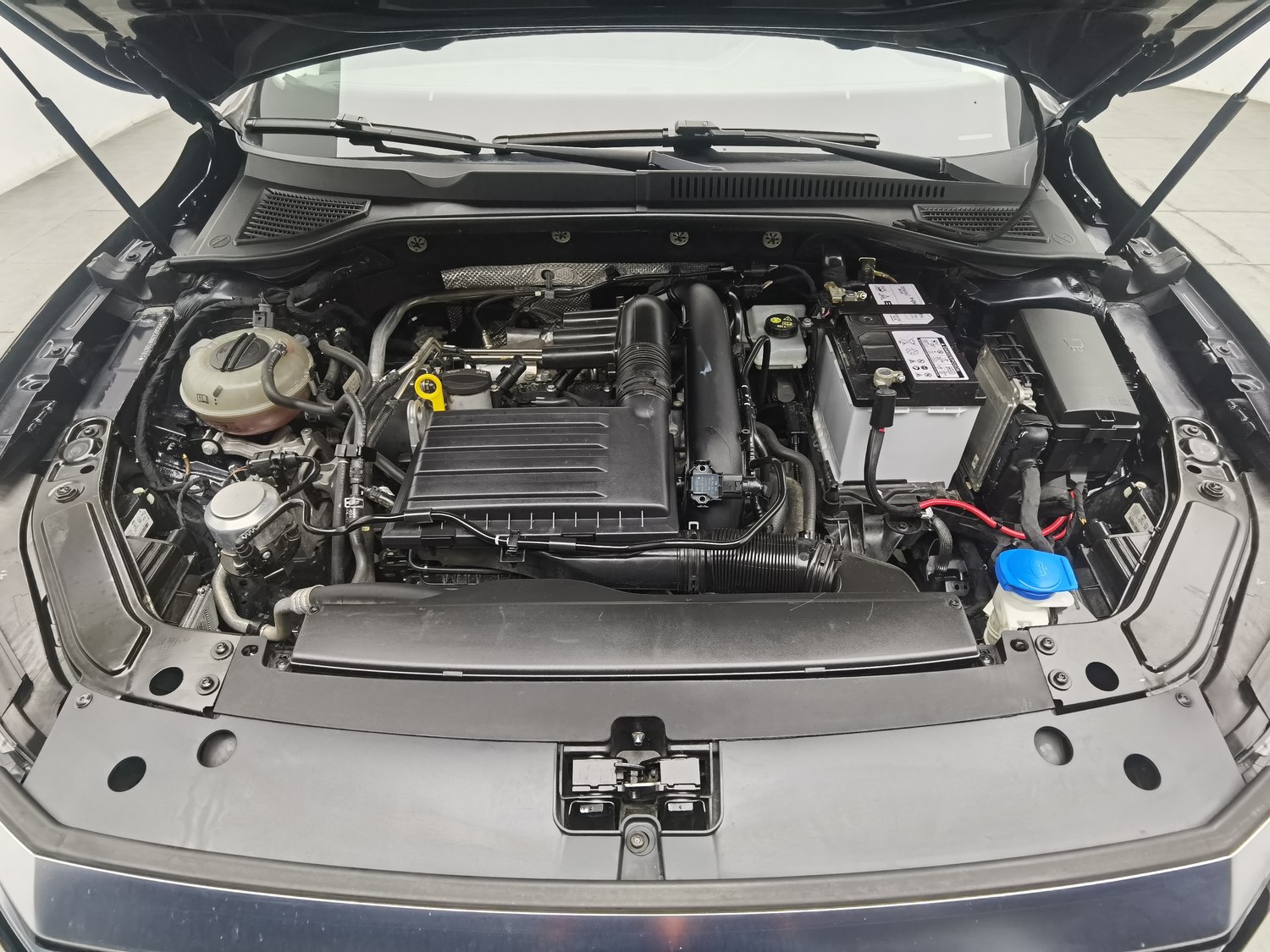 Used Volkswagen Passat 2022 1.4 AT