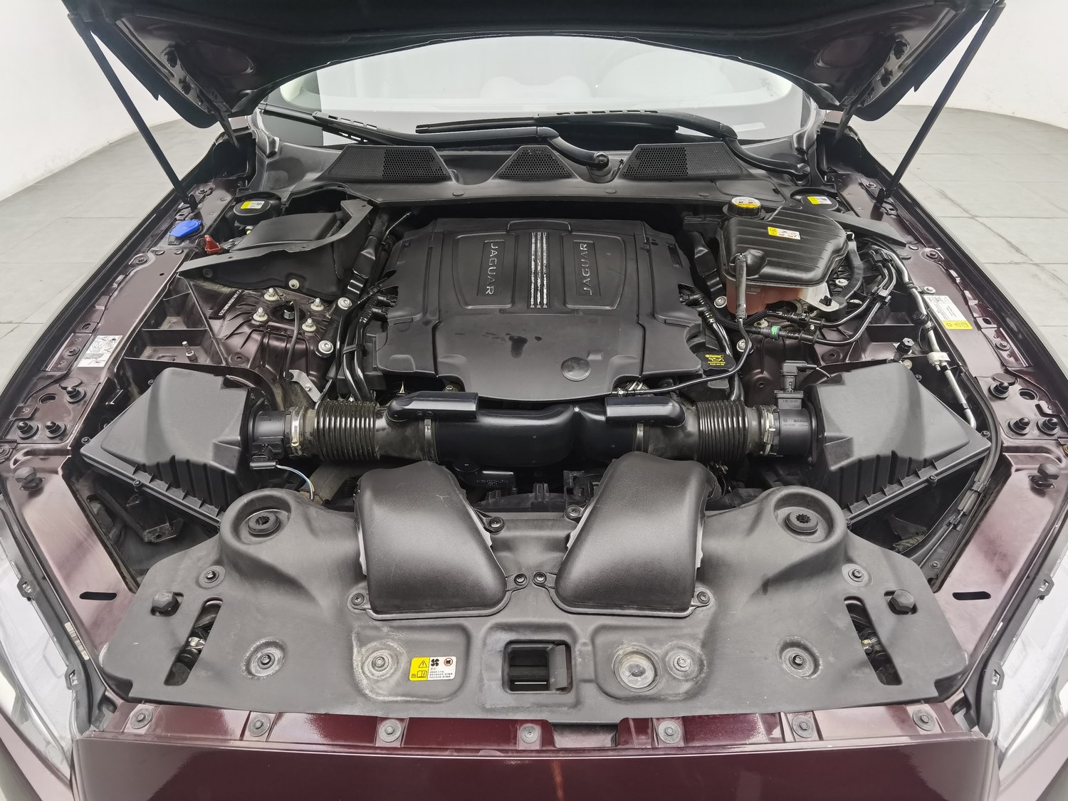 Used Jaguar XJ 2016 3.0 AT
