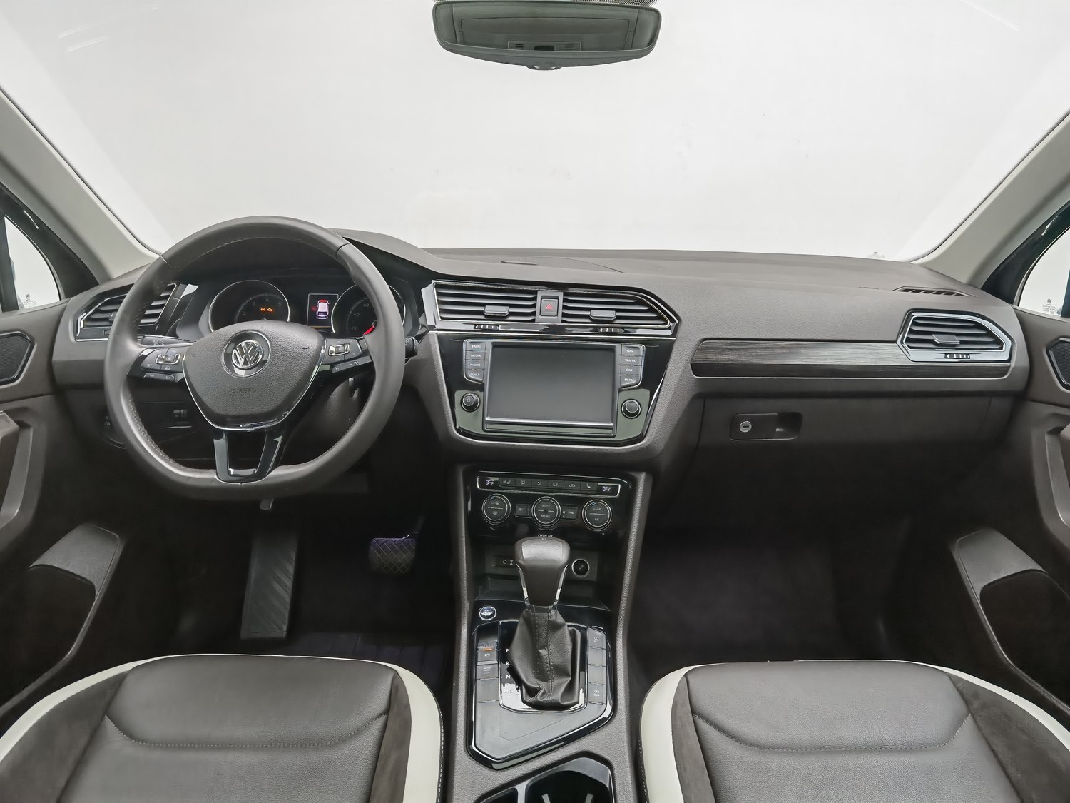 Used Volkswagen Tiguan L 2017 1.8 AT