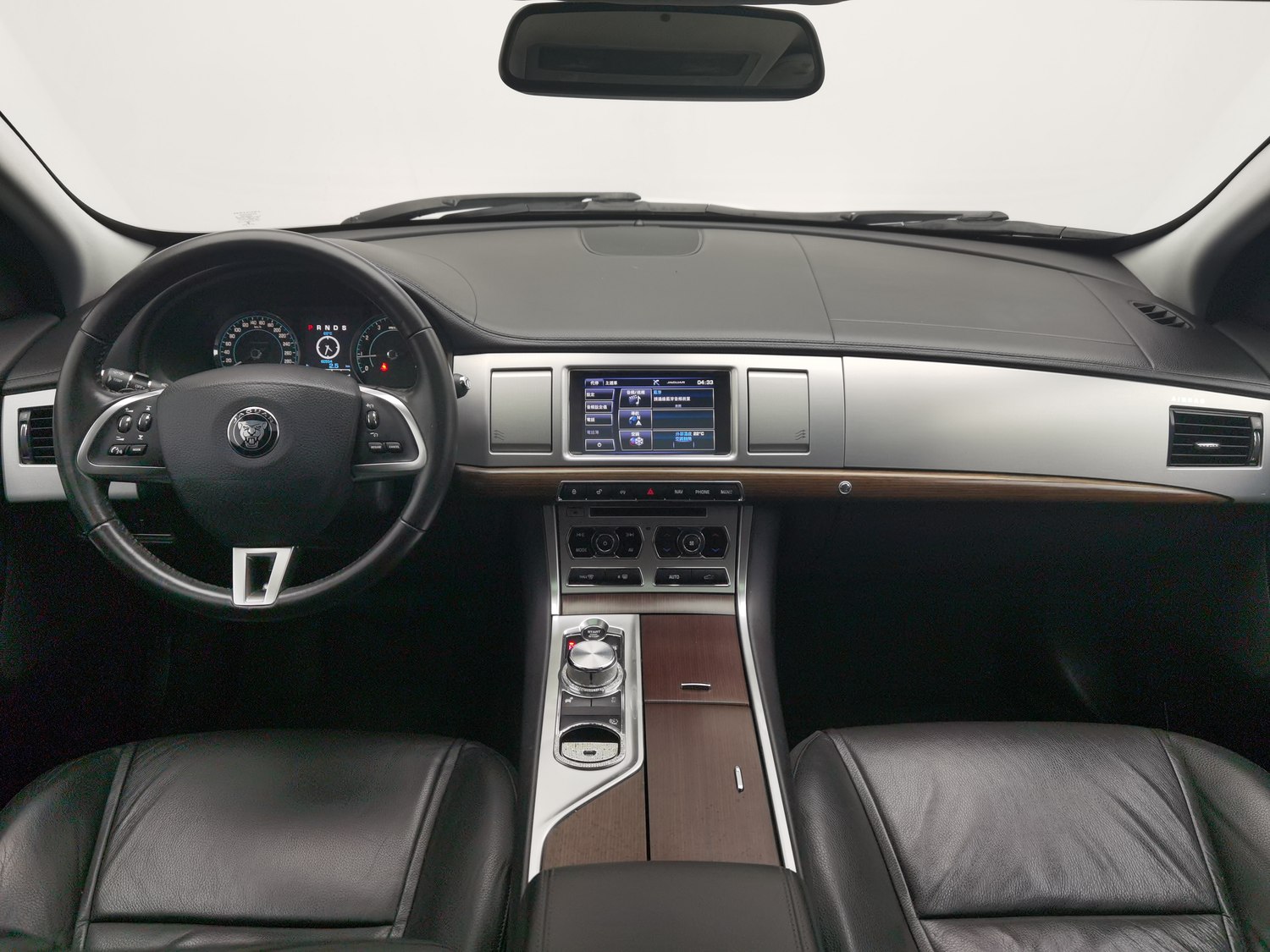 Used Jaguar XF 2015 2.0 AT