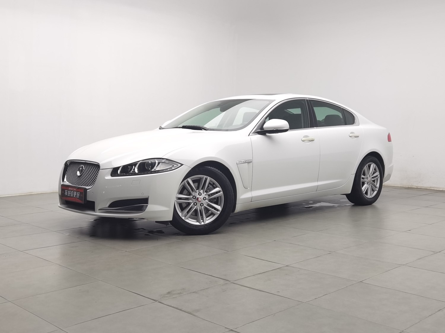 Used Jaguar XF 2015 2.0 AT