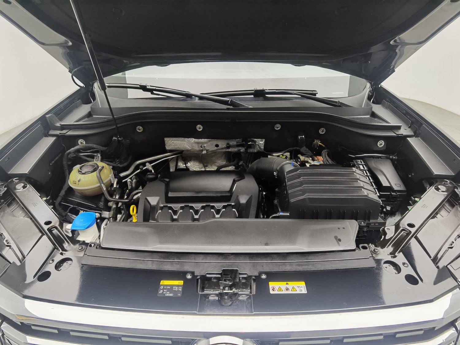 Used Volkswagen Talagon 2023 2.0 AT