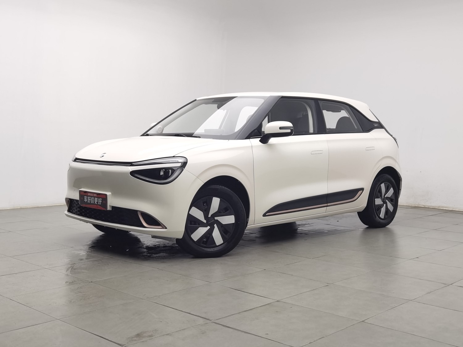 Used Dongfeng Nammi 01 2024