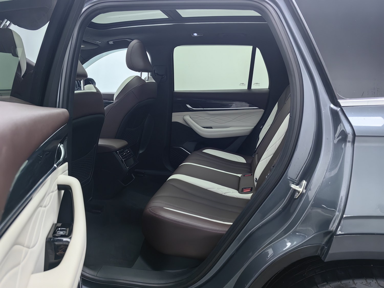 Used Geely Xingyue L 2021 2.0 AT