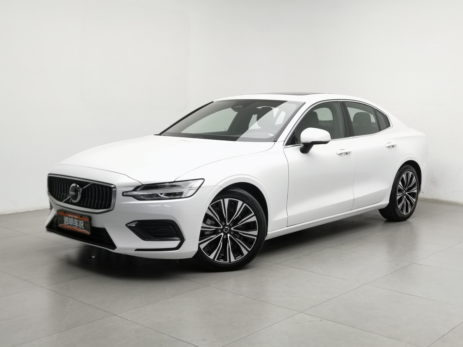 Used Volvo S60 2024 2.0 AT