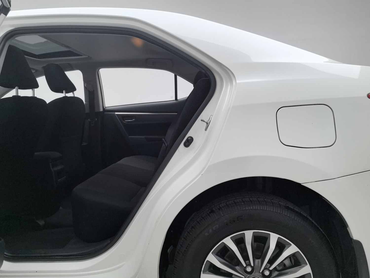 Used Toyota Corolla 2017 1.2 AT