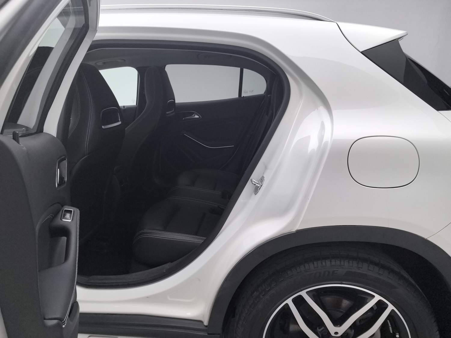 Used Mercedes-Benz GLA 2017 1.6 AT