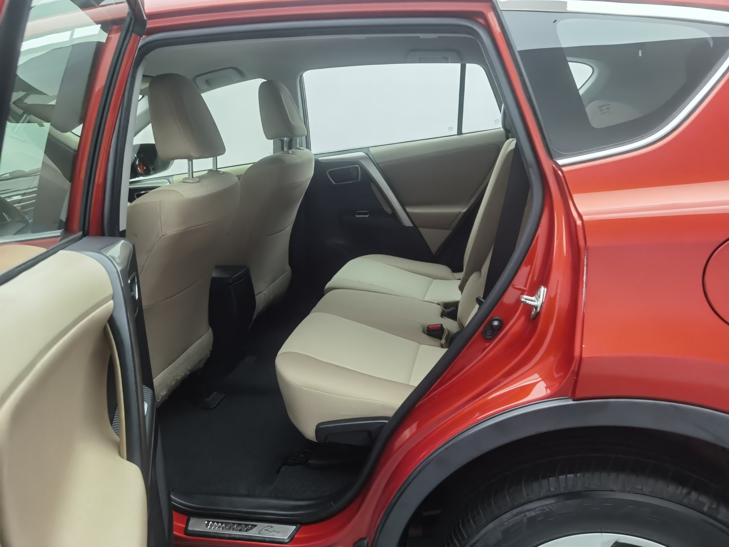 Used Toyota RAV4 2013 2.0 AT