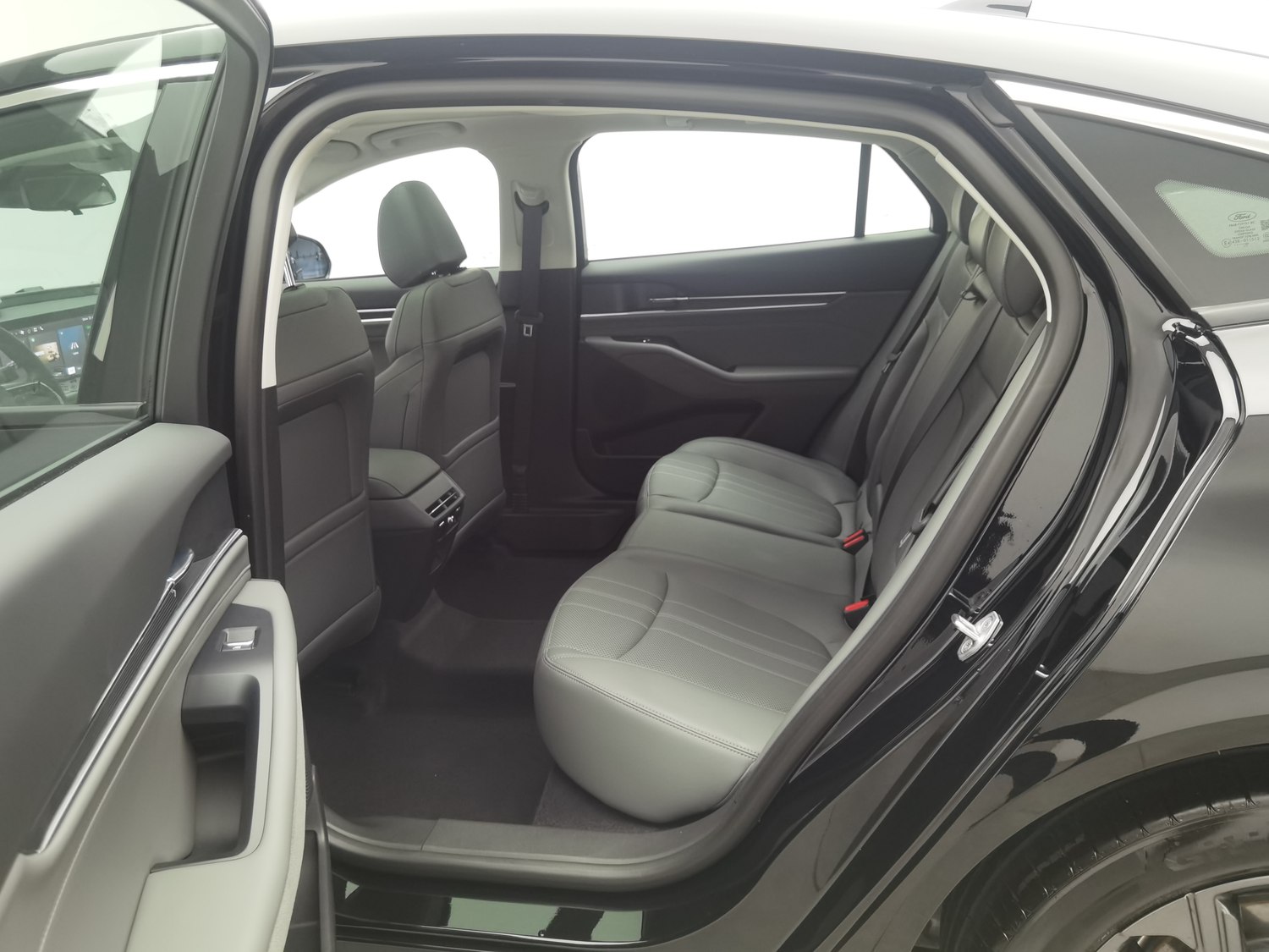 Used Ford Mondeo 2026 2.0 AT