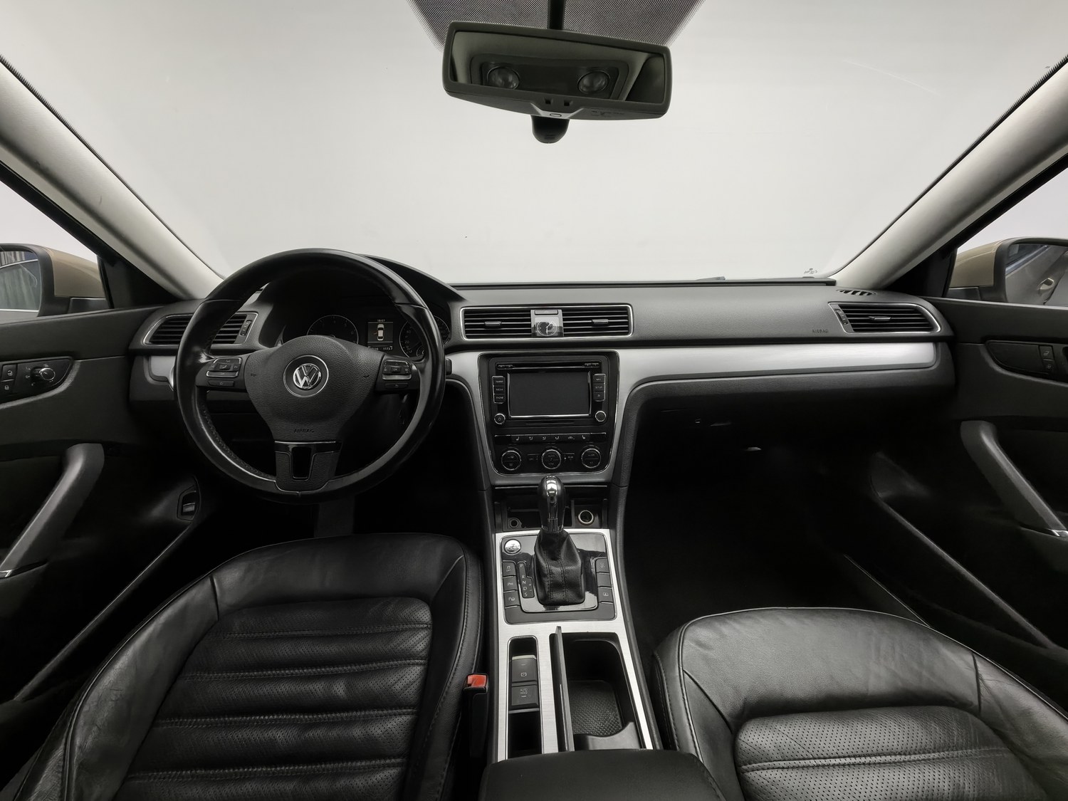Used Volkswagen Passat 2014 1.8 AT
