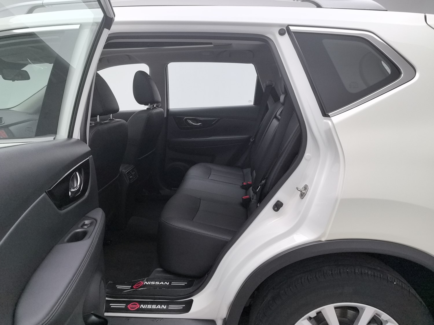 Used Nissan X-Trail 2022 2.0 AT