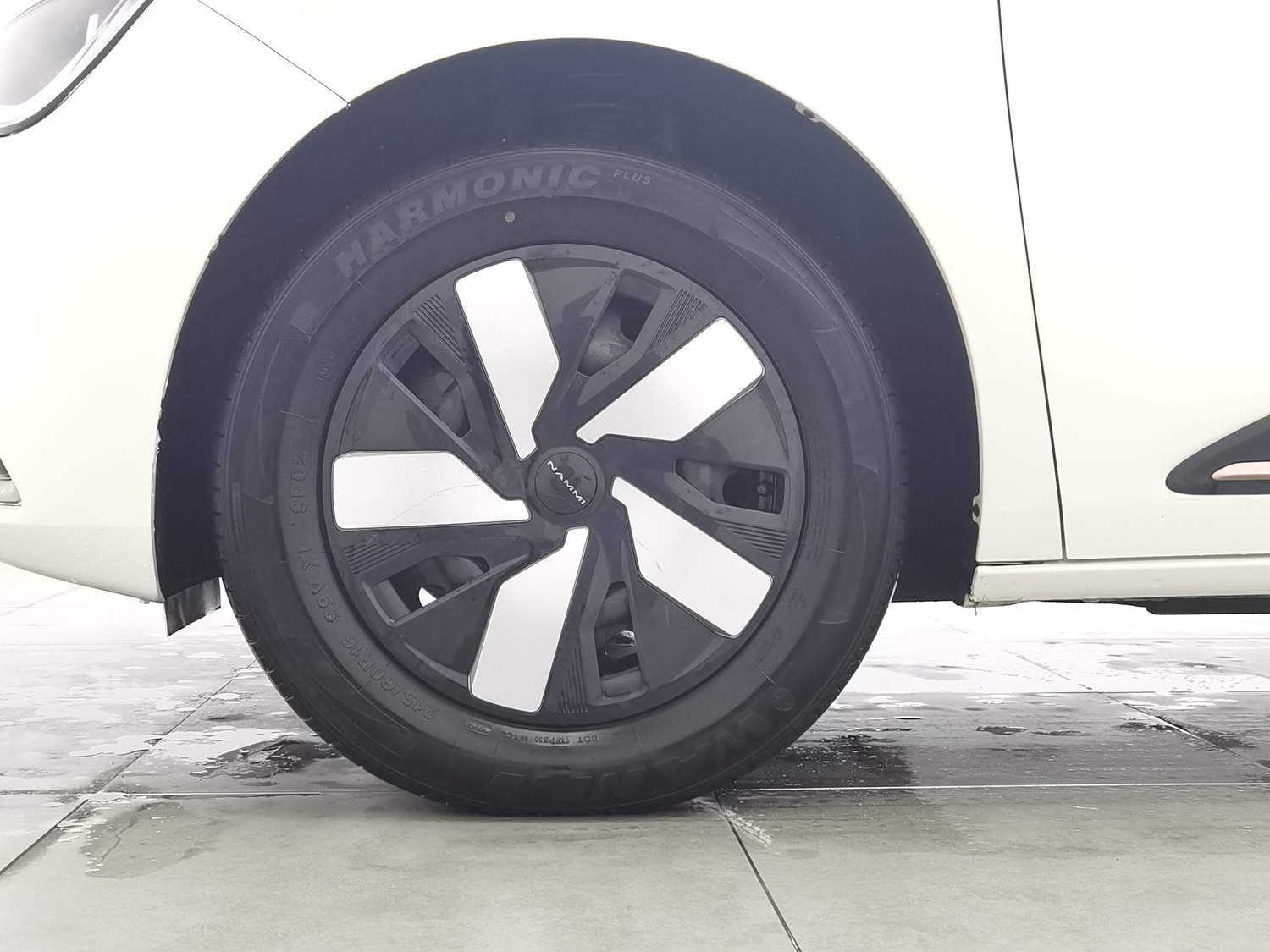 Used Dongfeng Nammi 01 2024