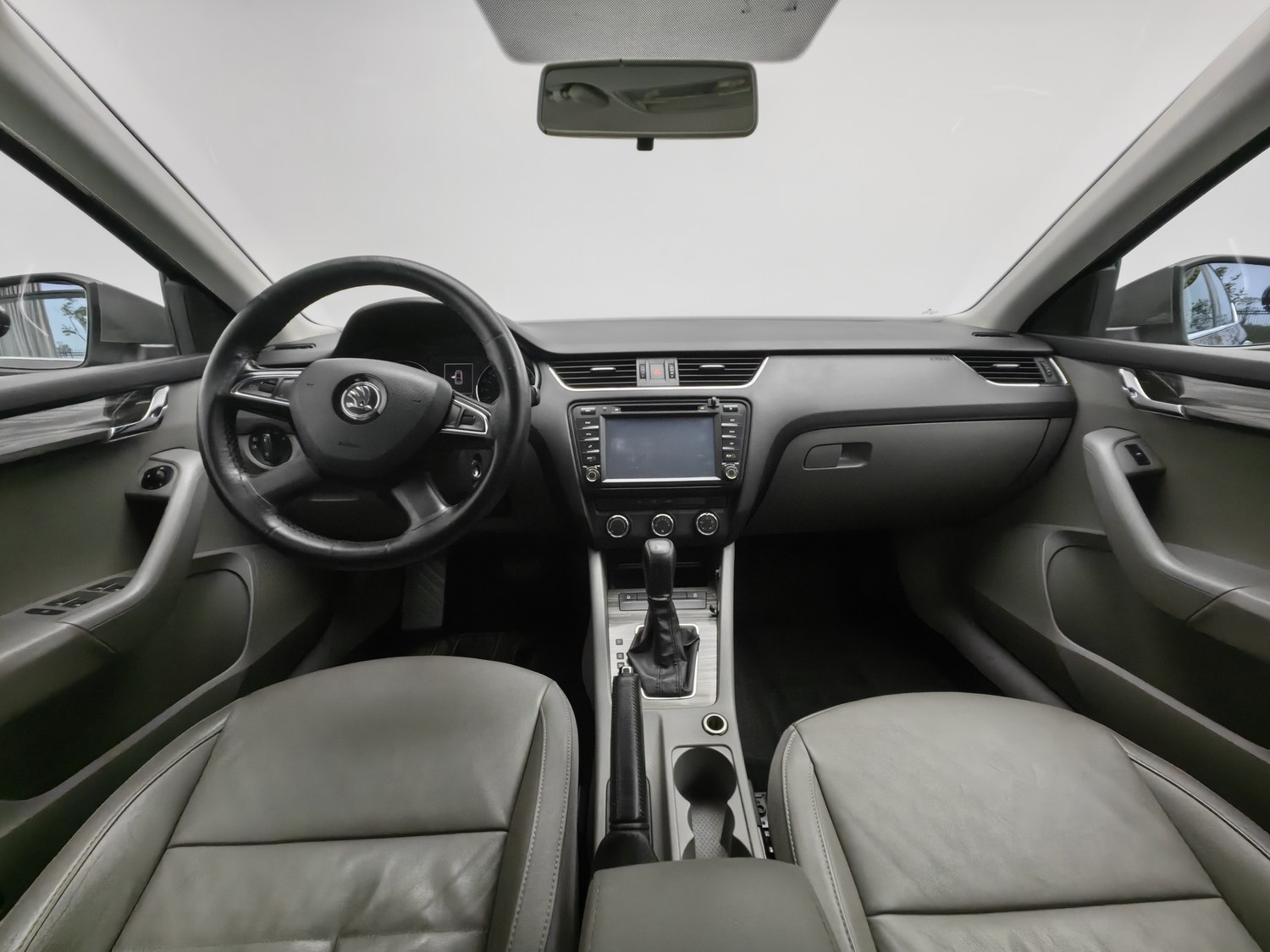 Used Skoda Octavia 2015 1.4 AT