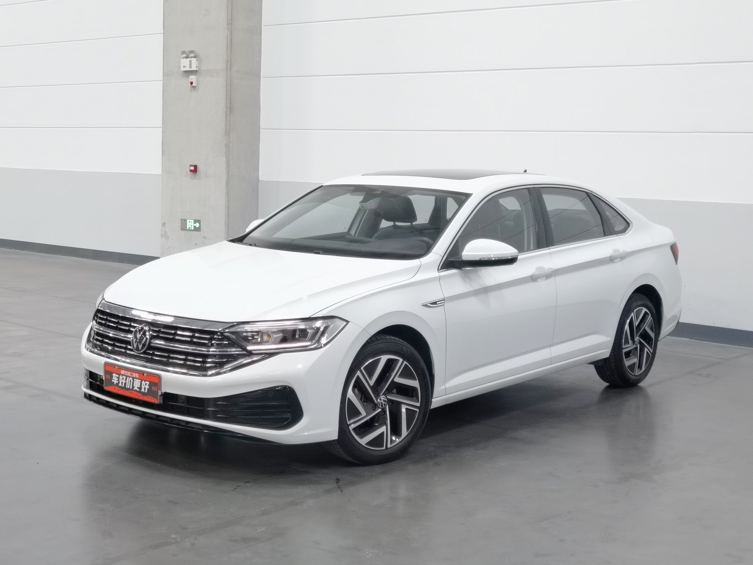 Used Volkswagen Sagitar 2024 1.5 AT