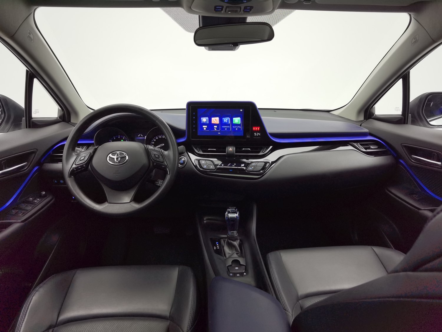 Used Toyota C-HR 2022 2.0 AT