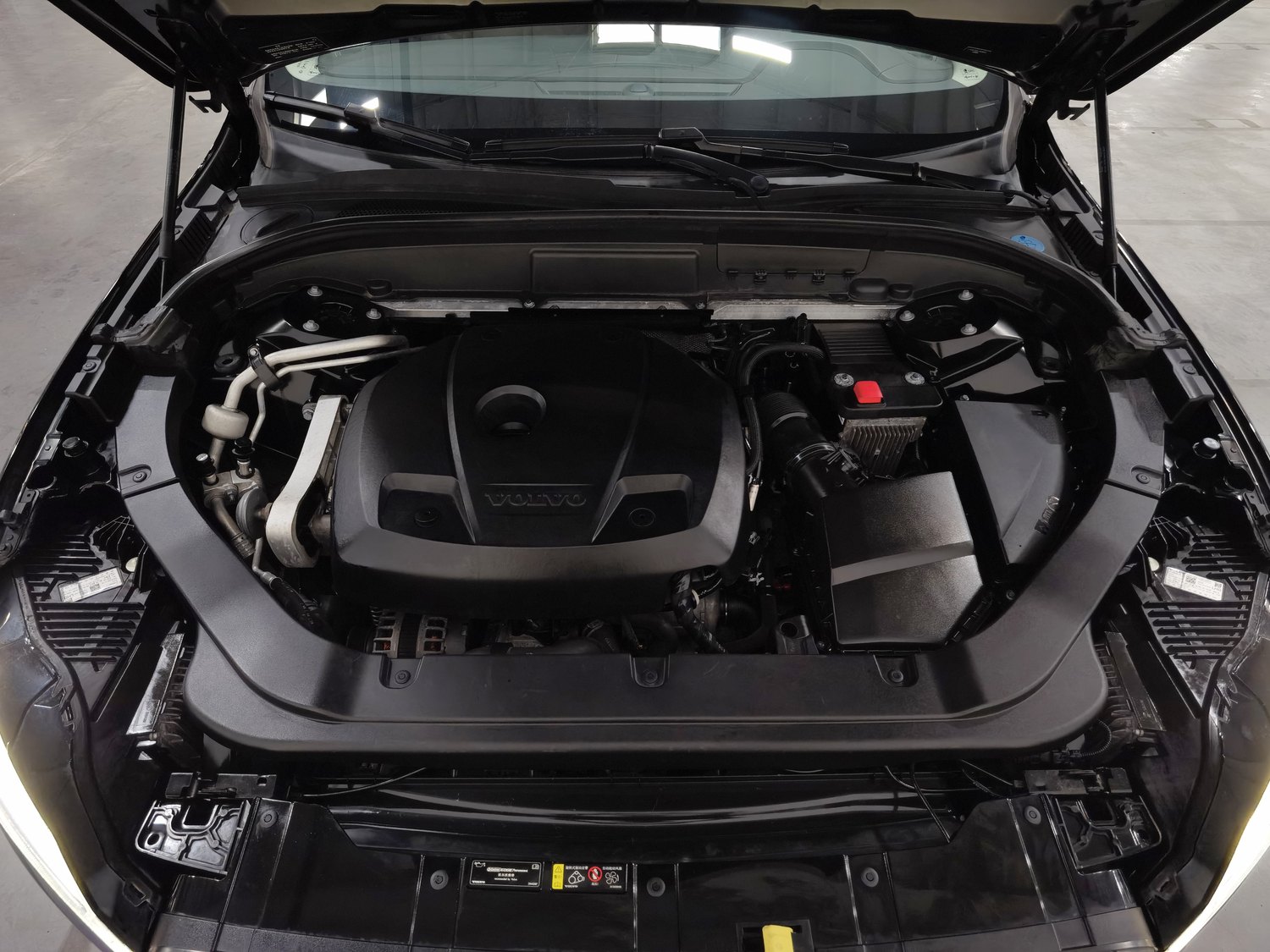 Used Volvo XC60 2020 2.0 AT