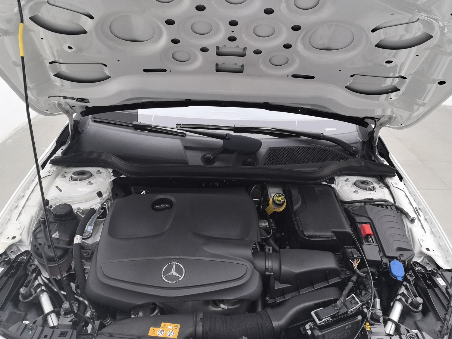 Used Mercedes-Benz GLA 2017 1.6 AT