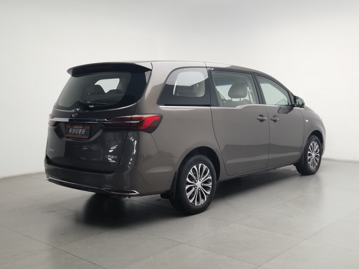 Used Buick GL8 2021 2.0 AT