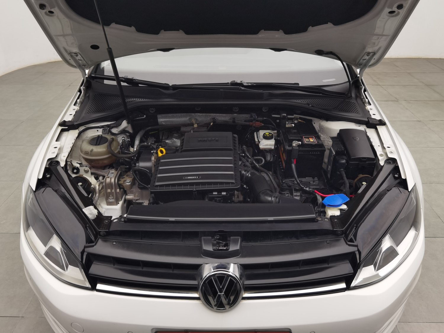 Used Volkswagen Golf 2017 1.6 AT