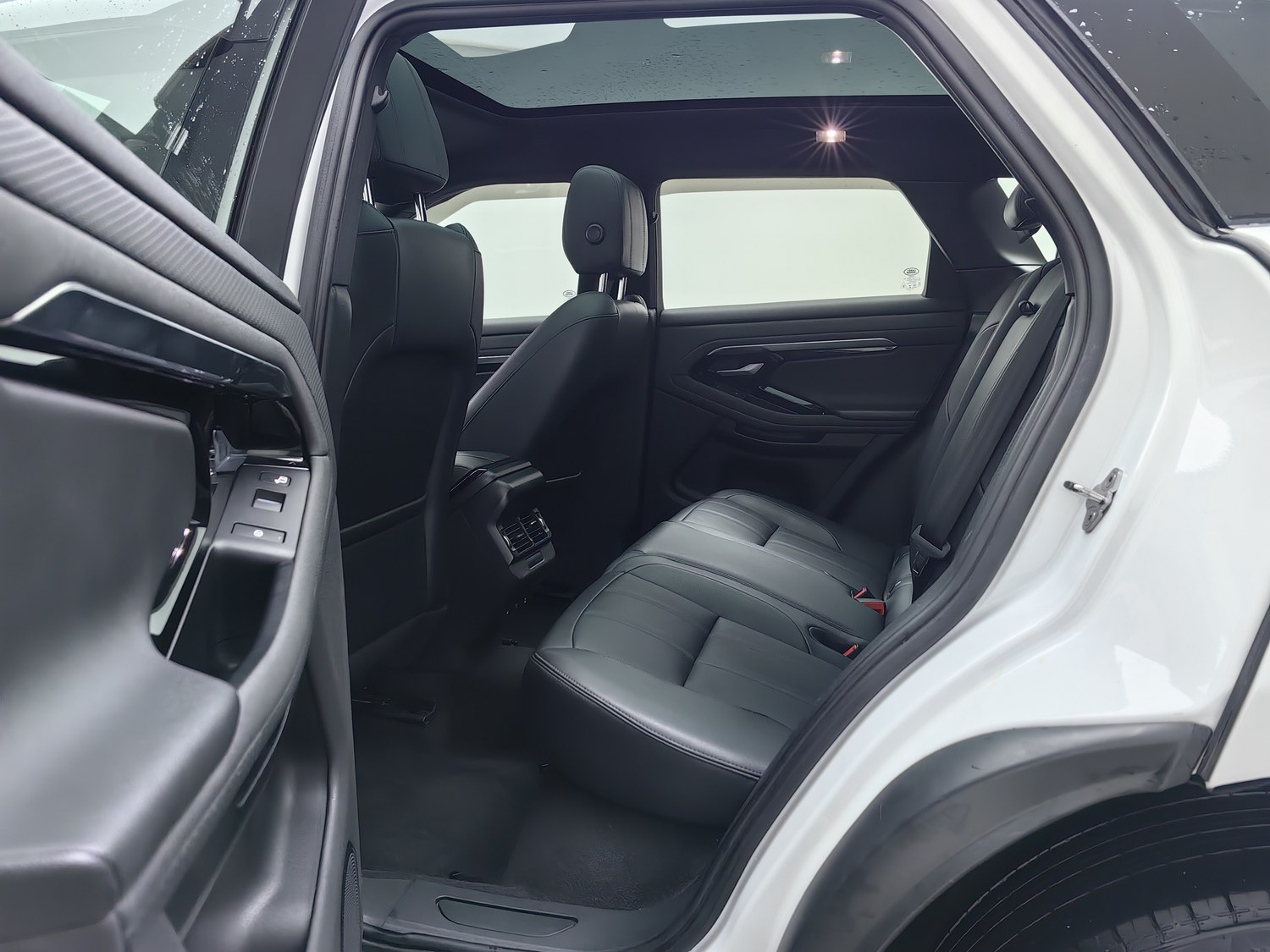 Used Land Rover Range Rover Evoque 2020 2.0 AT