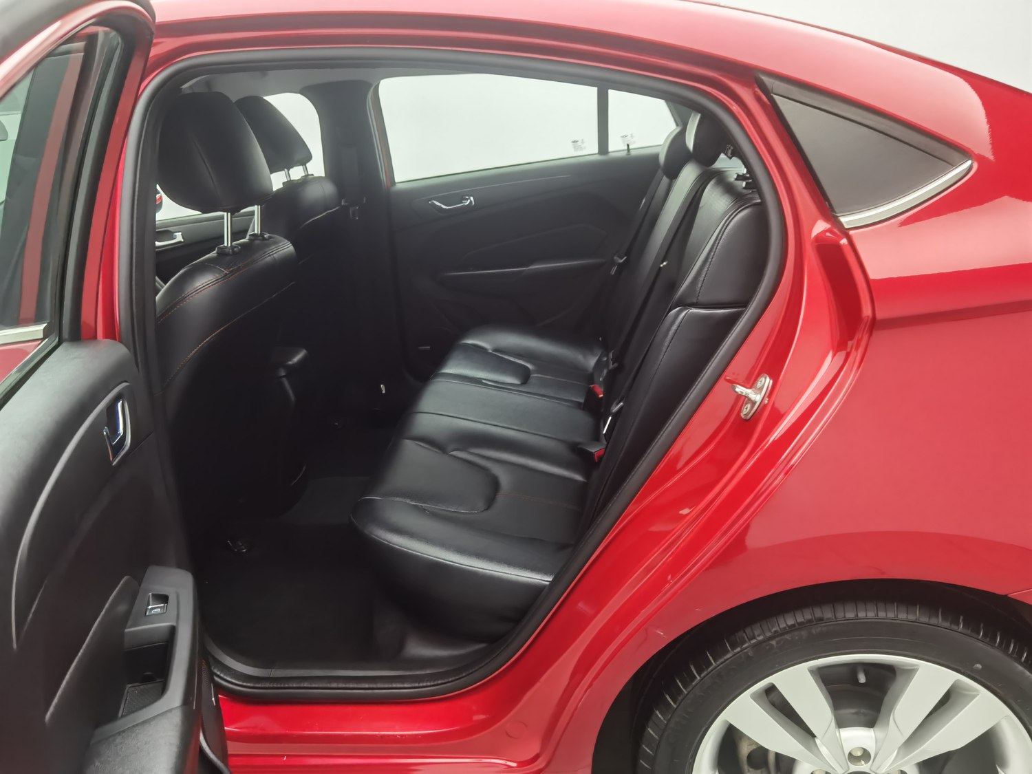 Used Chery Arrizo 5 2016 1.5 MT