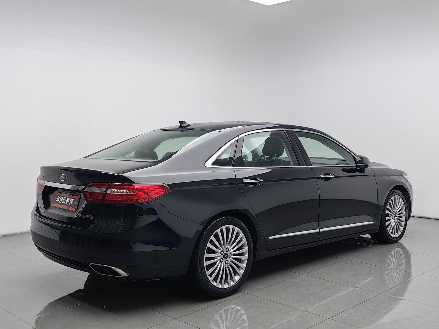 Used Ford Taurus 2018 2.0 AT
