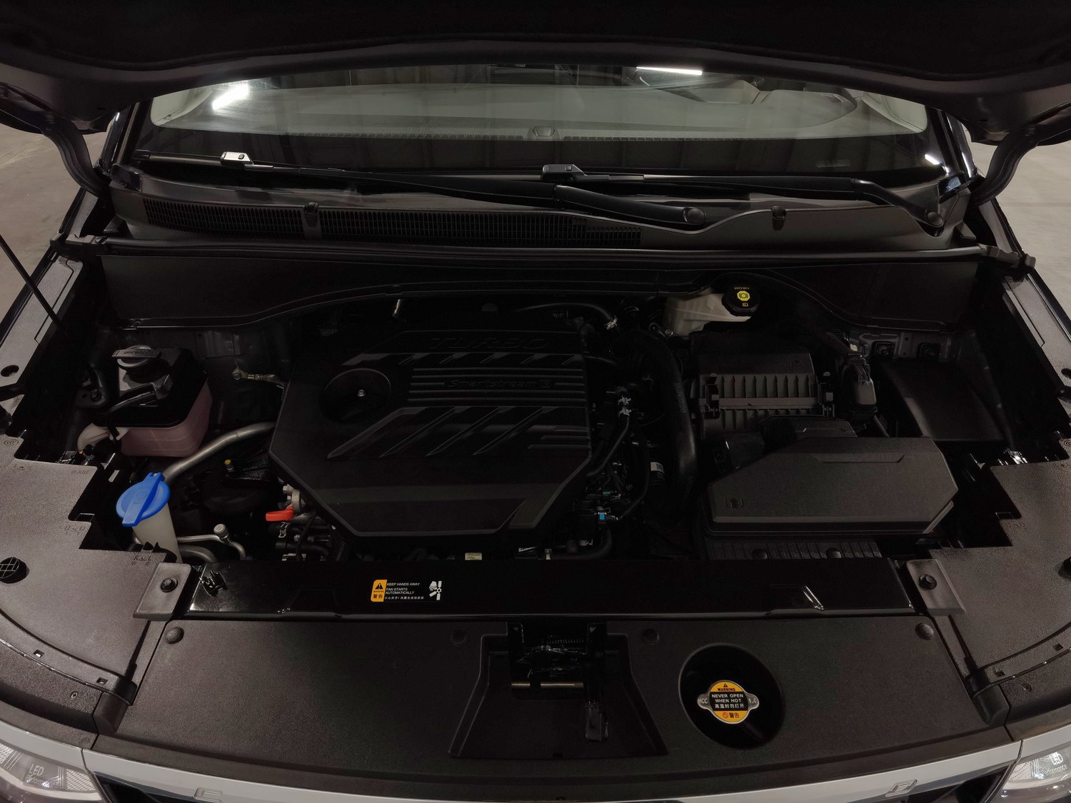 Used Hyundai Custo 2021 2.0 AT