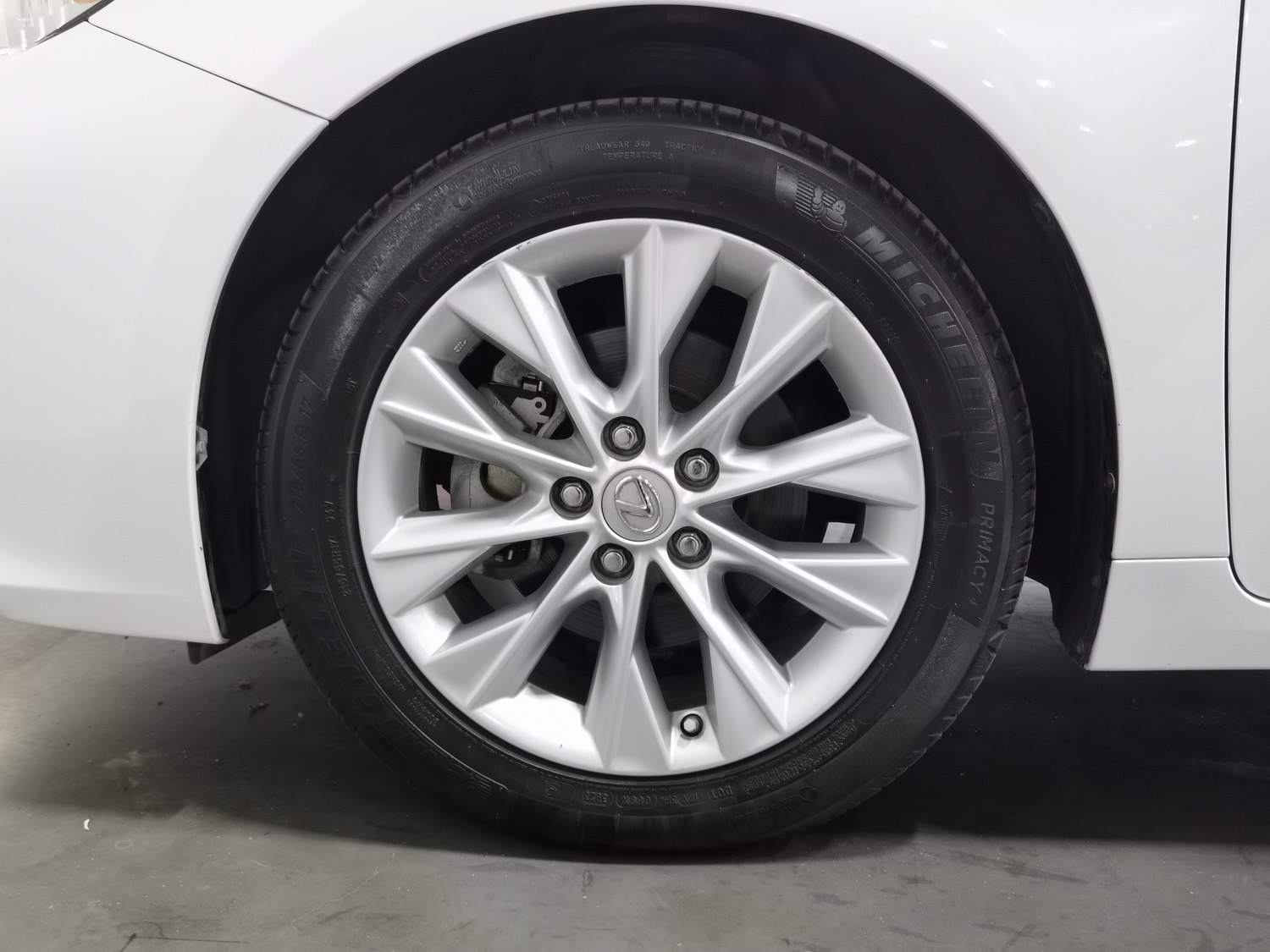 Used Lexus ES 2013 2.5 AT